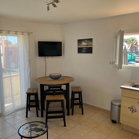 Plein Sud, Bel Appartement 20 Metres De La Plage La Capte Hyeres Ngoại thất bức ảnh