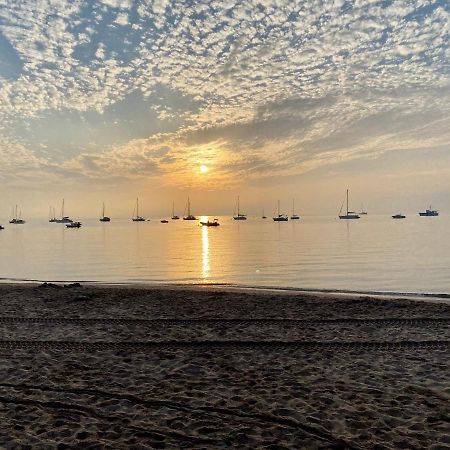 Plein Sud, Bel Appartement 20 Metres De La Plage La Capte Hyeres Ngoại thất bức ảnh